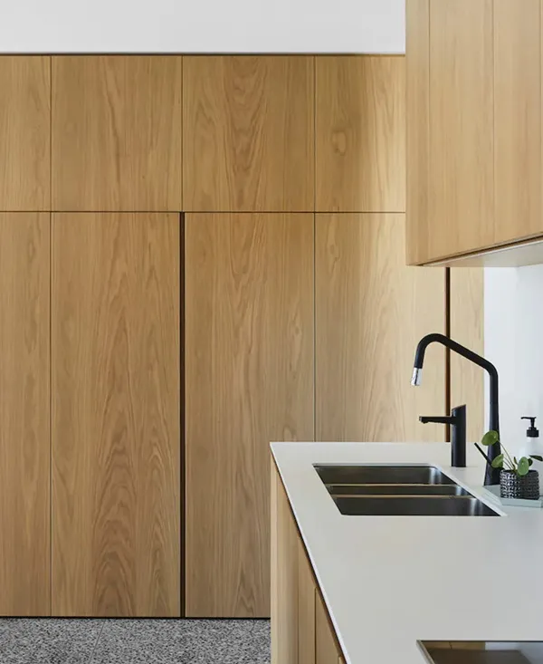 کابینت روکش چوب بلوط